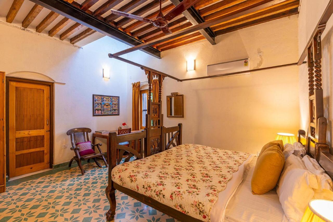 Stayvista'S Peepal Haveli - Rustic Kothi With Terrace, Breathtaking View & Bonfire Narainpur (Punjab) Exterior foto