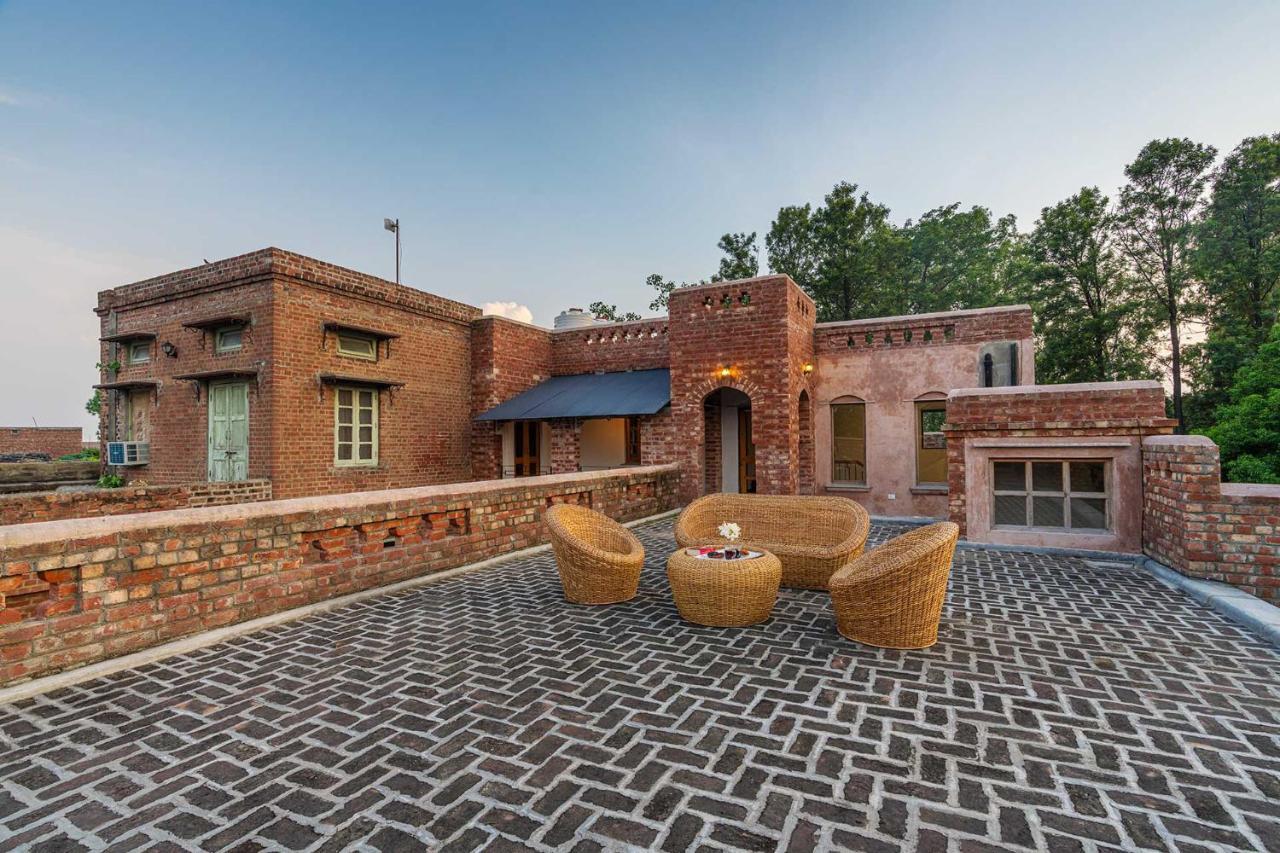 Stayvista'S Peepal Haveli - Rustic Kothi With Terrace, Breathtaking View & Bonfire Narainpur (Punjab) Exterior foto