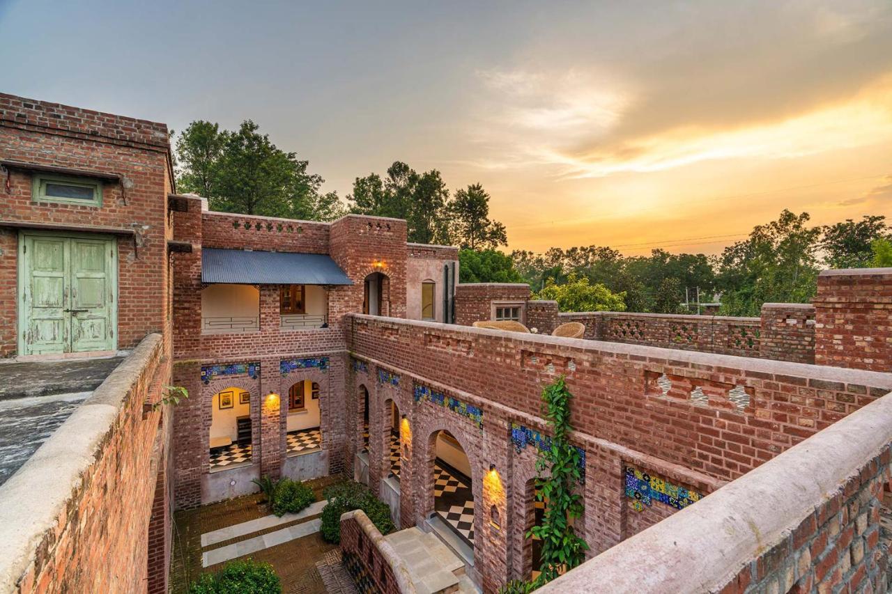 Stayvista'S Peepal Haveli - Rustic Kothi With Terrace, Breathtaking View & Bonfire Narainpur (Punjab) Exterior foto